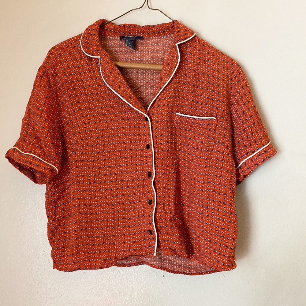 70’s looking crop top blouse size small